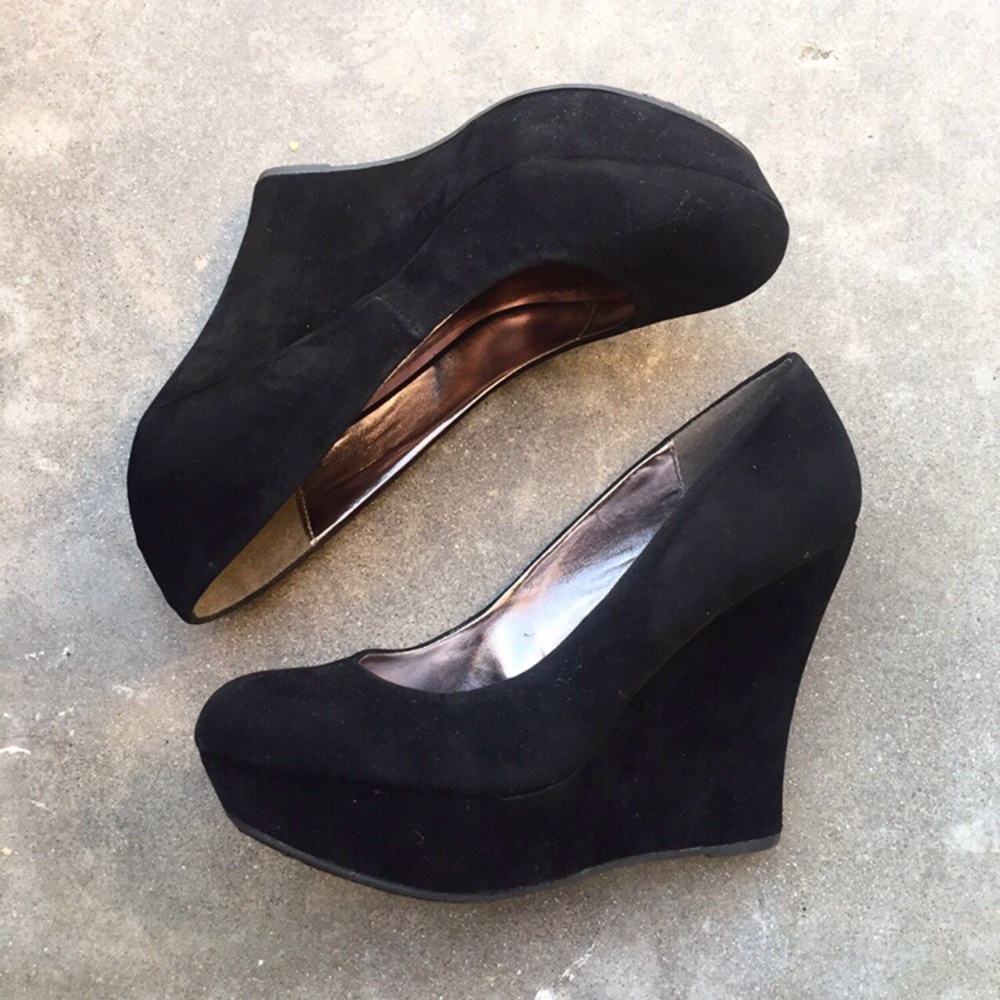 Black suede wedges